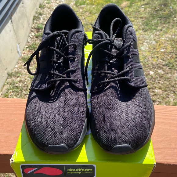 Adidas cloud foam - Picture 1 of 5